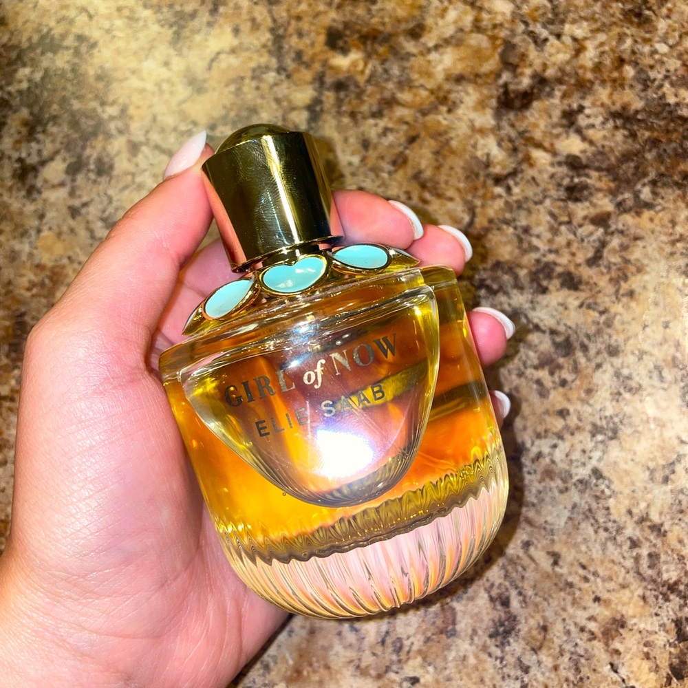 Elie Saab: Girl of Now perfume.